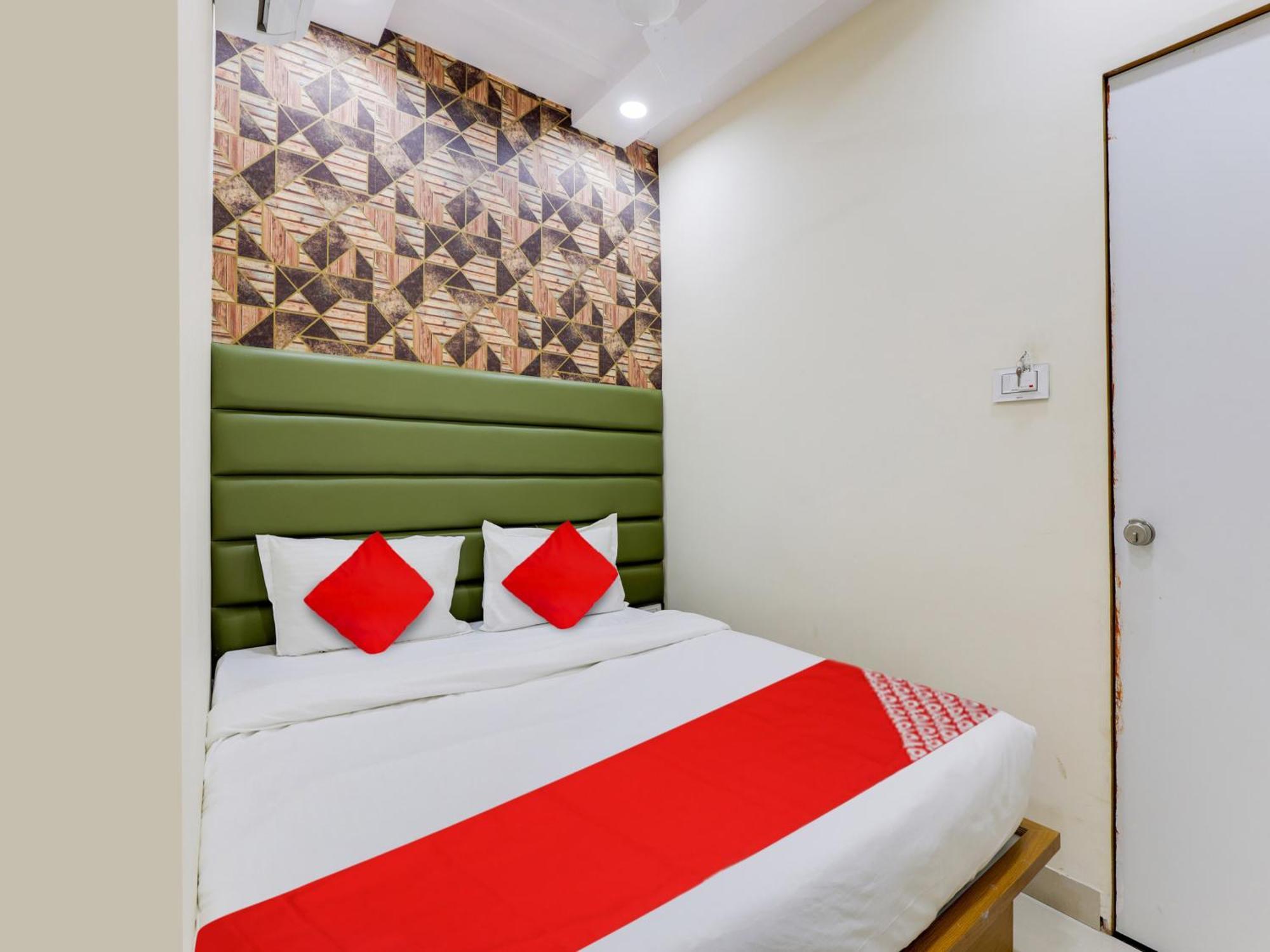 Hotel O Kb Villa Ahmadábád Kültér fotó